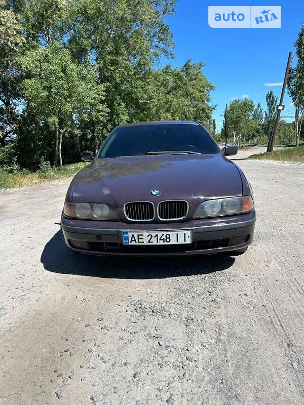 Седан BMW 5 Series 1996 в Дніпрі