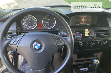 Седан BMW 5 Series 2004 в Ровно