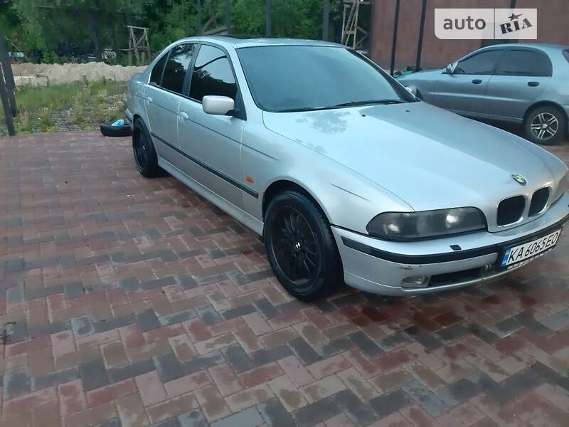 Седан BMW 5 Series 1996 в Козельце