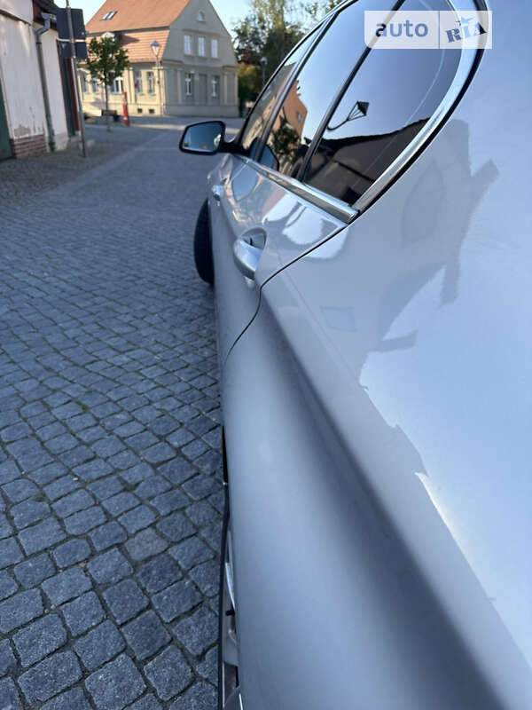 Седан BMW 5 Series 2011 в Виннице