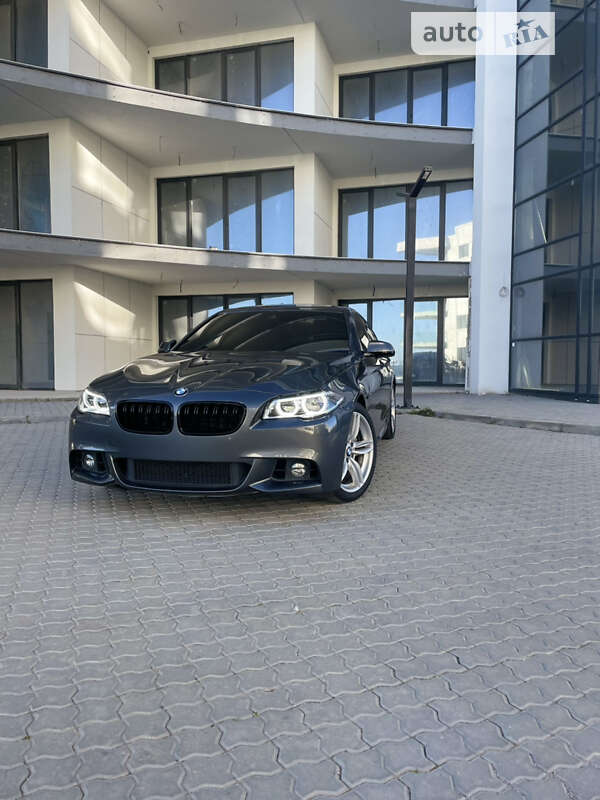 Седан BMW 5 Series 2015 в Чорноморську