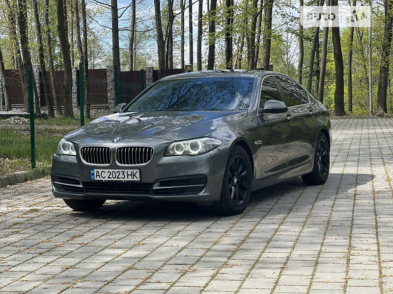 Седан BMW 5 Series 2014 в Трускавце