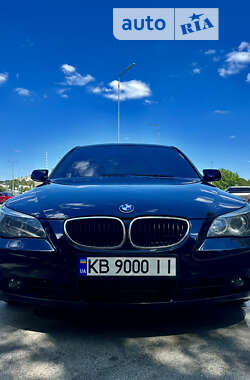 Седан BMW 5 Series 2004 в Виннице