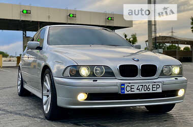 Седан BMW 5 Series 2000 в Чернівцях