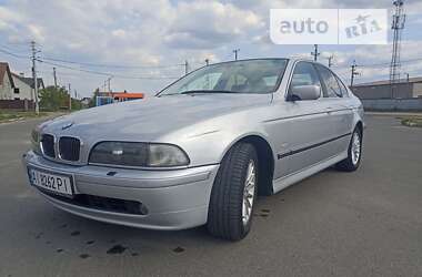 Седан BMW 5 Series 1999 в Бучі