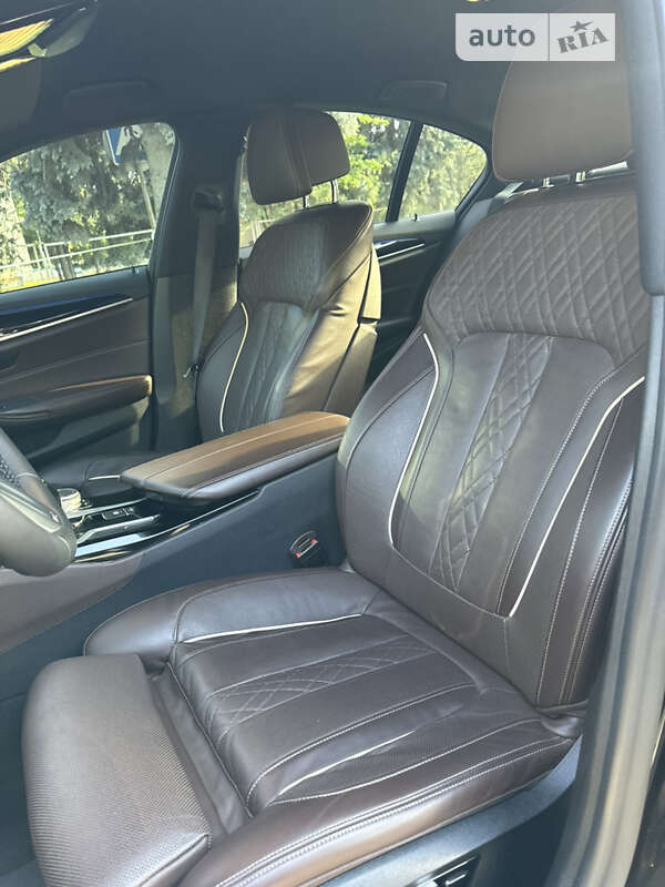 Седан BMW 5 Series 2018 в Виннице