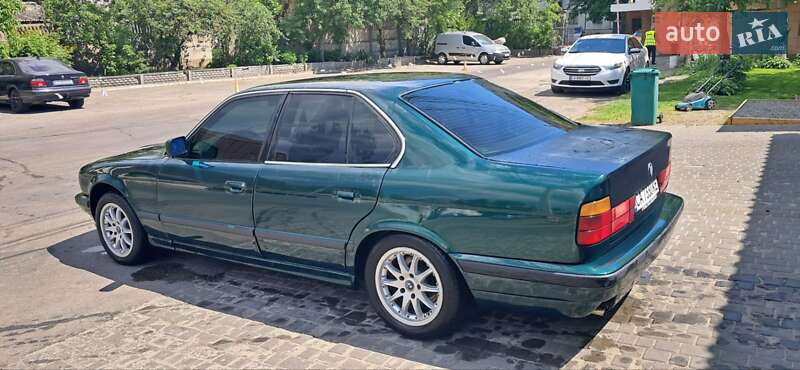 Седан BMW 5 Series 1991 в Черкасах