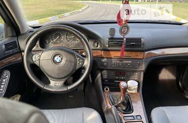 Седан BMW 5 Series 2000 в Полтаве