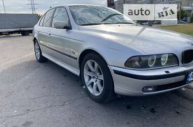 Седан BMW 5 Series 2000 в Полтаві