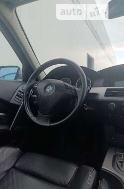 Седан BMW 5 Series 2003 в Коростене