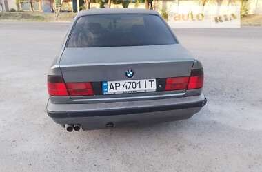 Седан BMW 5 Series 1990 в Запорожье