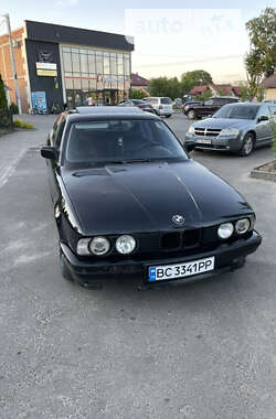 Седан BMW 5 Series 1992 в Львові