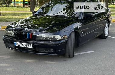 Седан BMW 5 Series 2003 в Южноукраинске