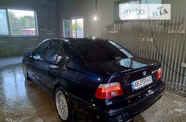 Седан BMW 5 Series 2002 в 