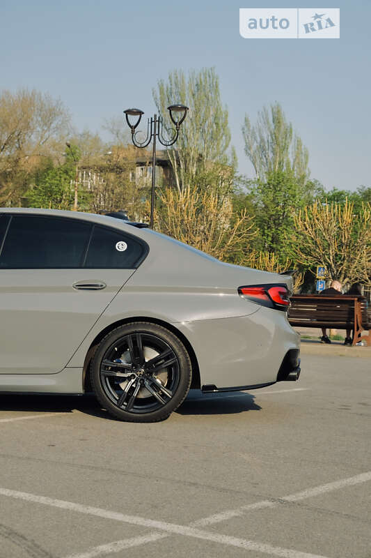 Седан BMW 5 Series 2017 в Запорожье фото 23 Седан BMW 5 Series 2017 в Запорожье
