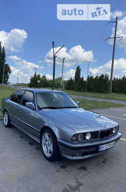 Седан BMW 5 Series 1991 в Пирятині