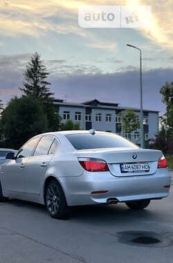 Седан BMW 5 Series 2003 в Житомирі