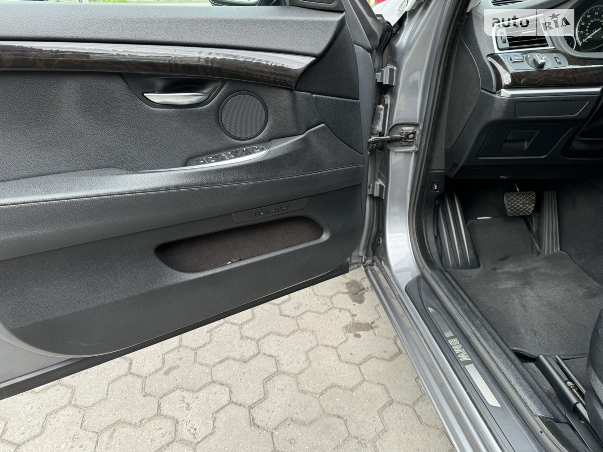 2011 BMW 5er - мініатюра 33