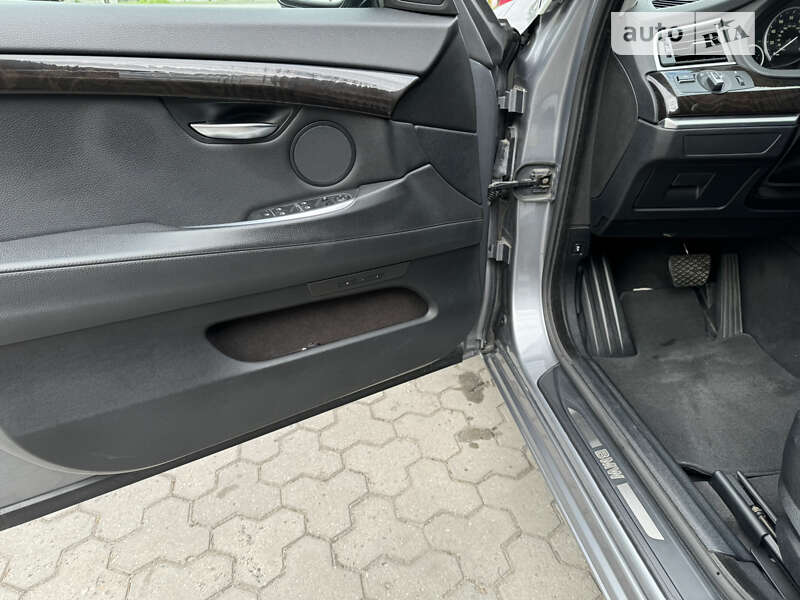 Лифтбек BMW 5 Series 2011 в Павлограде