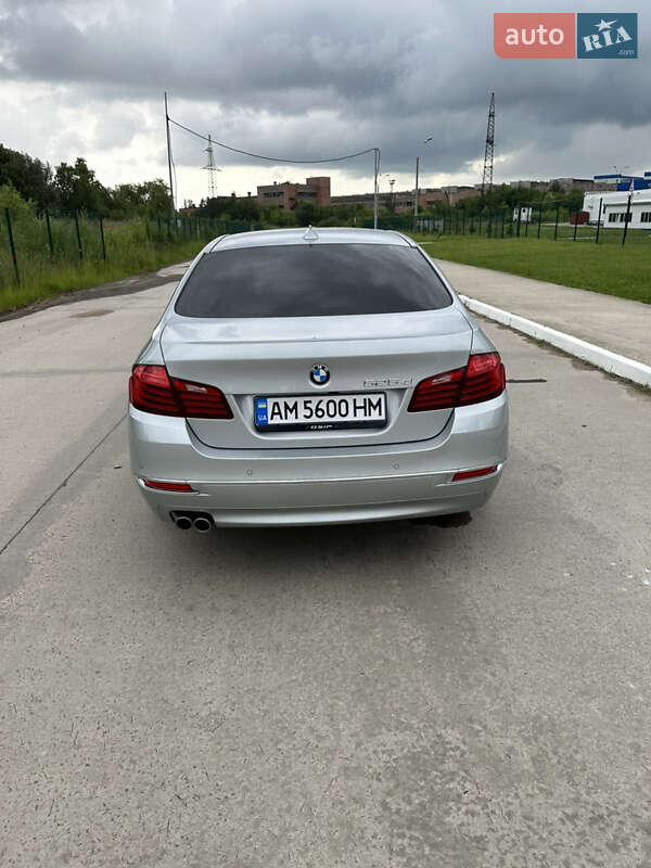 Седан BMW 5 Series 2014 в Коростене фото 5 Седан BMW 5 Series 2014 в Коростене