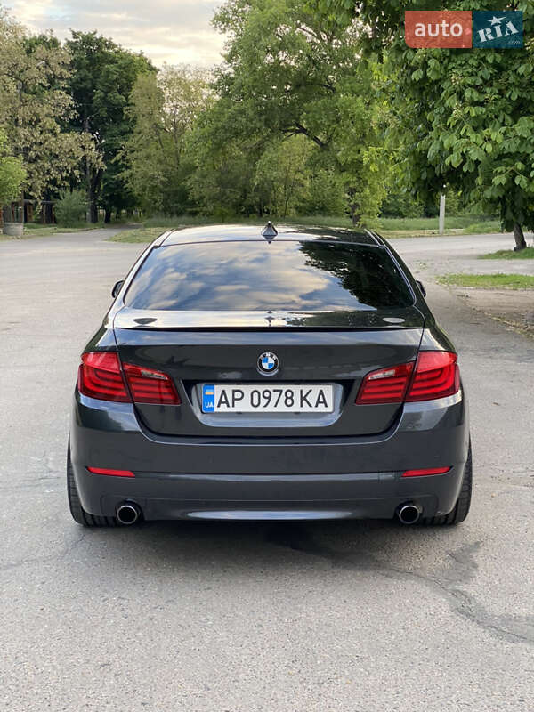Седан BMW 5 Series 2010 в Запоріжжі