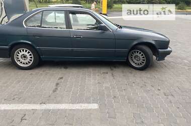 Седан BMW 5 Series 1992 в Одессе