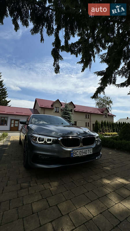 Седан BMW 5 Series 2018 в Львові фото 24 Седан BMW 5 Series 2018 в Львові