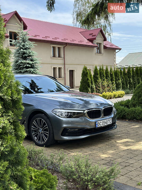 Седан BMW 5 Series 2018 в Львові фото 30 Седан BMW 5 Series 2018 в Львові