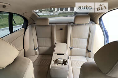 Седан BMW 5 Series 2005 в 