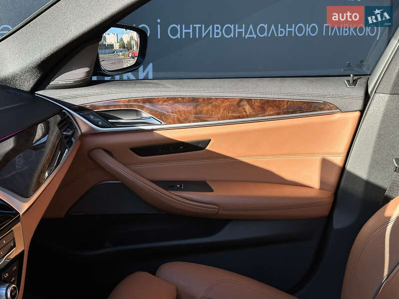 Седан BMW 5 Series 2017 в Боярке