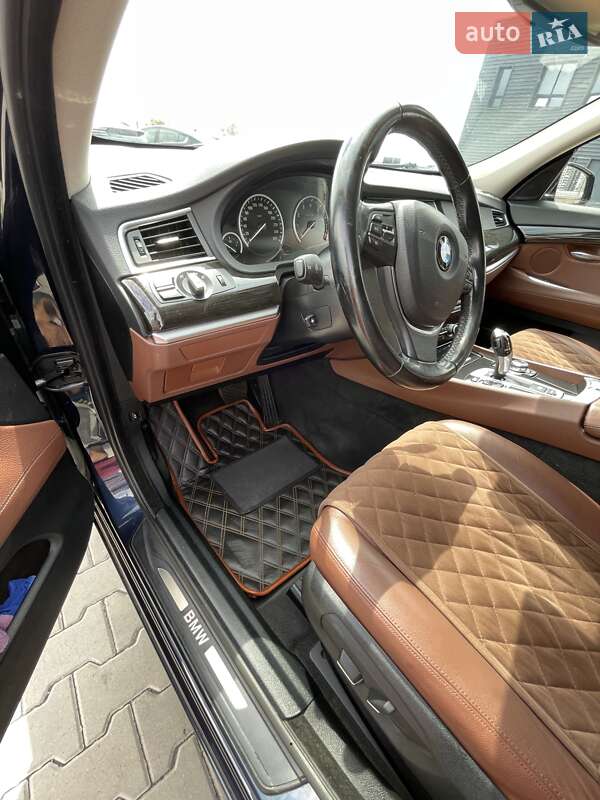 Седан BMW 5 Series 2017 в Киеве