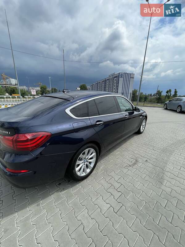 Седан BMW 5 Series 2017 в Киеве