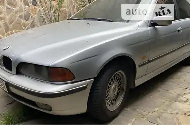 BMW 5 Series 1996