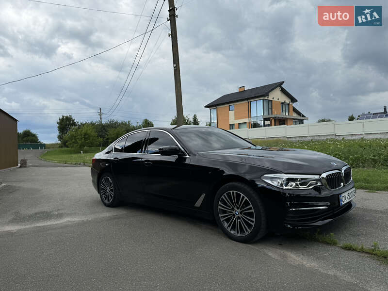 Седан BMW 5 Series 2018 в Дрогобичі