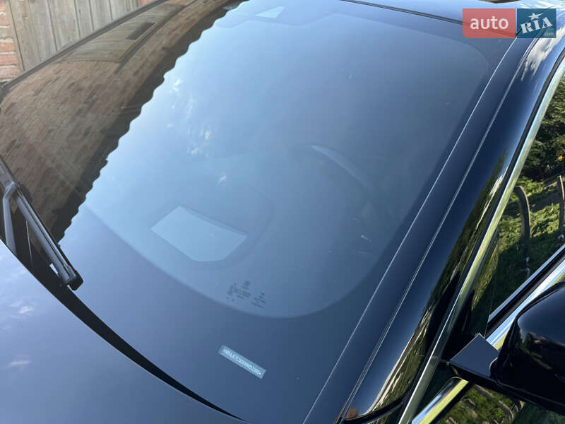 Седан BMW 5 Series 2018 в Дрогобичі