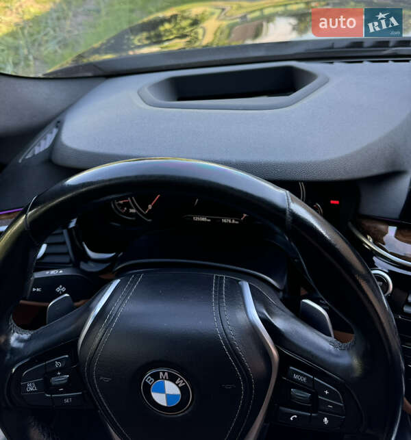 Седан BMW 5 Series 2018 в Дрогобичі