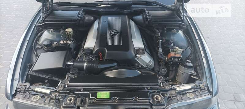 Седан BMW 5 Series 1999 в Виннице