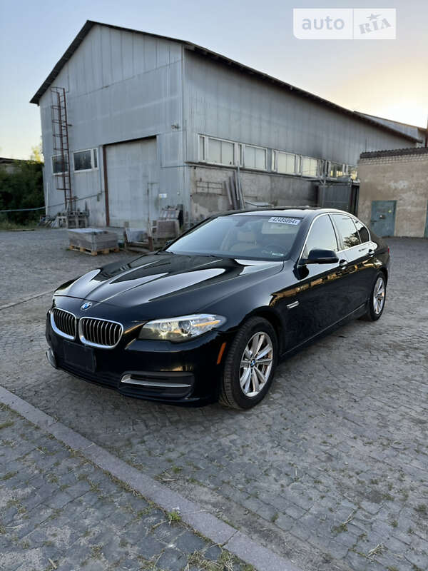 Седан BMW 5 Series 2014 в Костополе
