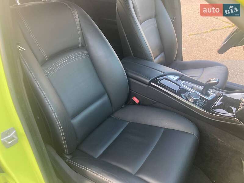 Седан BMW 5 Series 2016 в Киеве