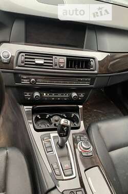 Седан BMW 5 Series 2011 в Львове