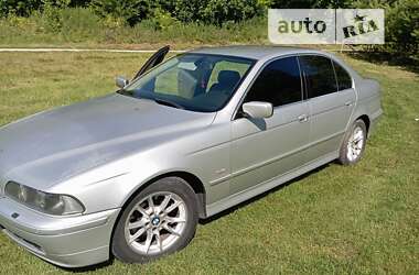 Седан BMW 5 Series 2003 в Білогір'ї