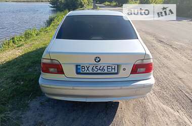 Седан BMW 5 Series 2003 в Білогір'ї