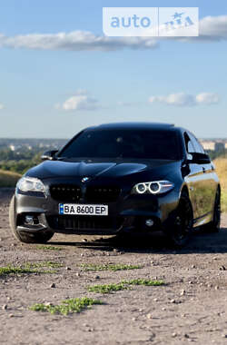 Седан BMW 5 Series 2013 в Олександрії