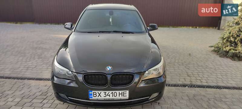 Седан BMW 5 Series 2009 в Раздельной
