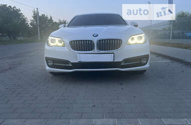 Седан BMW 5 Series 2016 в Мукачево