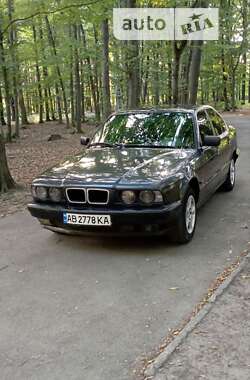 Седан BMW 5 Series 1995 в Жмеринці