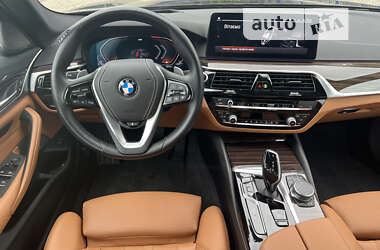 Седан BMW 5 Series 2022 в Тернополе