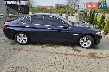 Седан BMW 5 Series 2013 в Ужгороде