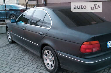 Седан BMW 5 Series 1997 в Львове