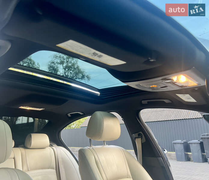 Седан BMW 5 Series 2015 в Коростене